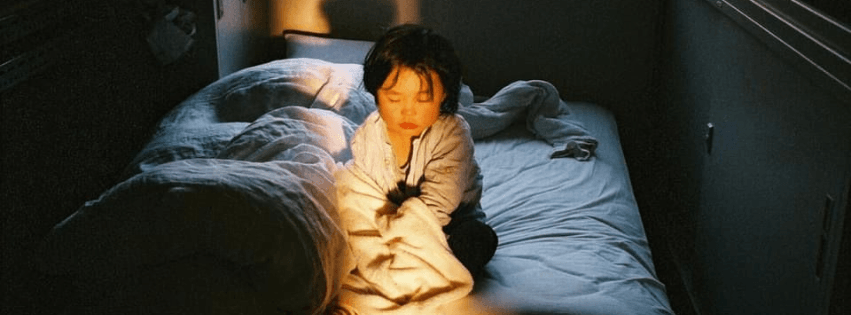 Câu chuyện về những đứa trẻ được cha mẹ yêu thương trong sự kiểm soát ngột ngạt