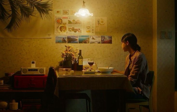 Có những người cô đơn đến nỗi chính họ cũng nghi ngờ sự tồn tại của mình