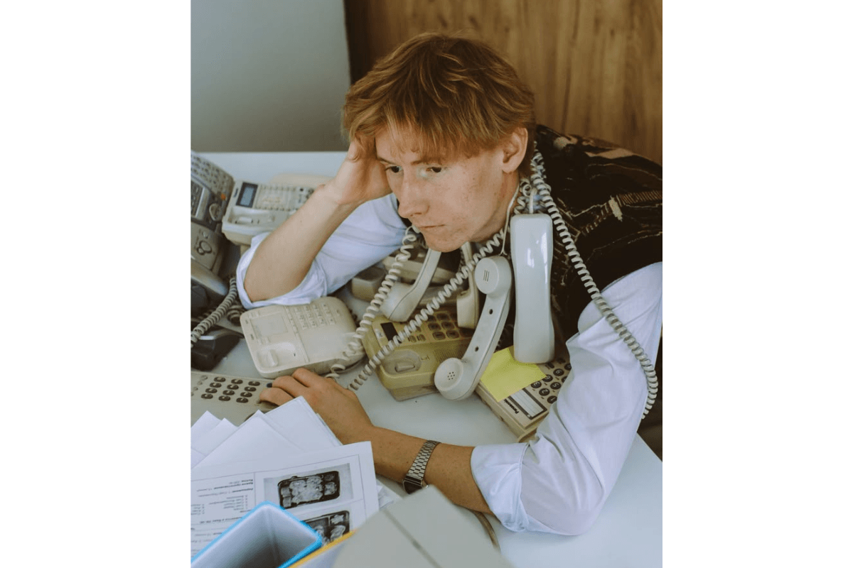 (H1) Nỗi lo khi nghe tin xấu từ người thân thương.png