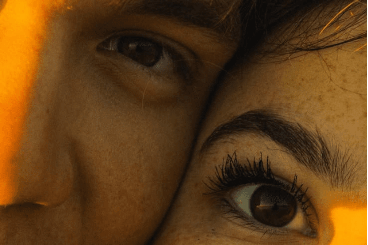 (H3) Cách nhận biết bạn đang yêu thật sự hay chỉ là say nắng.png