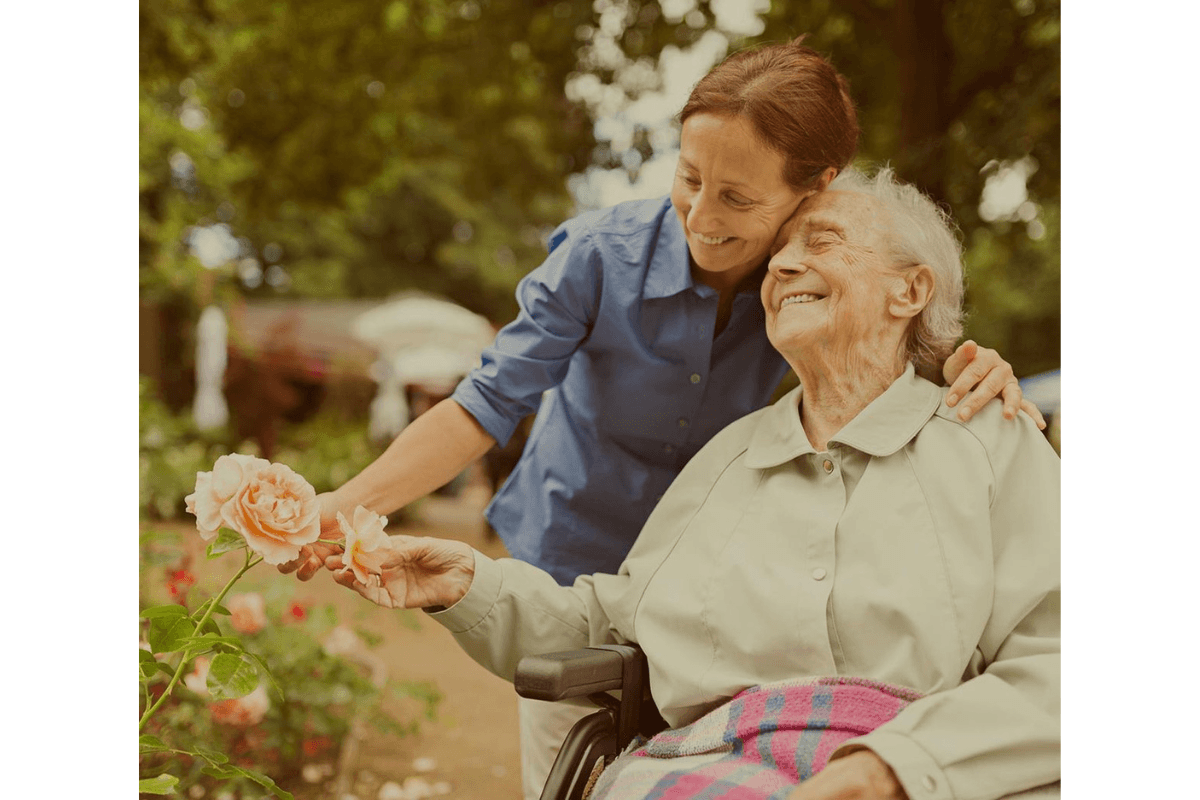 (H3) Chăm sóc cha mẹ già - một thách thức về thể chất và tinh thần.png