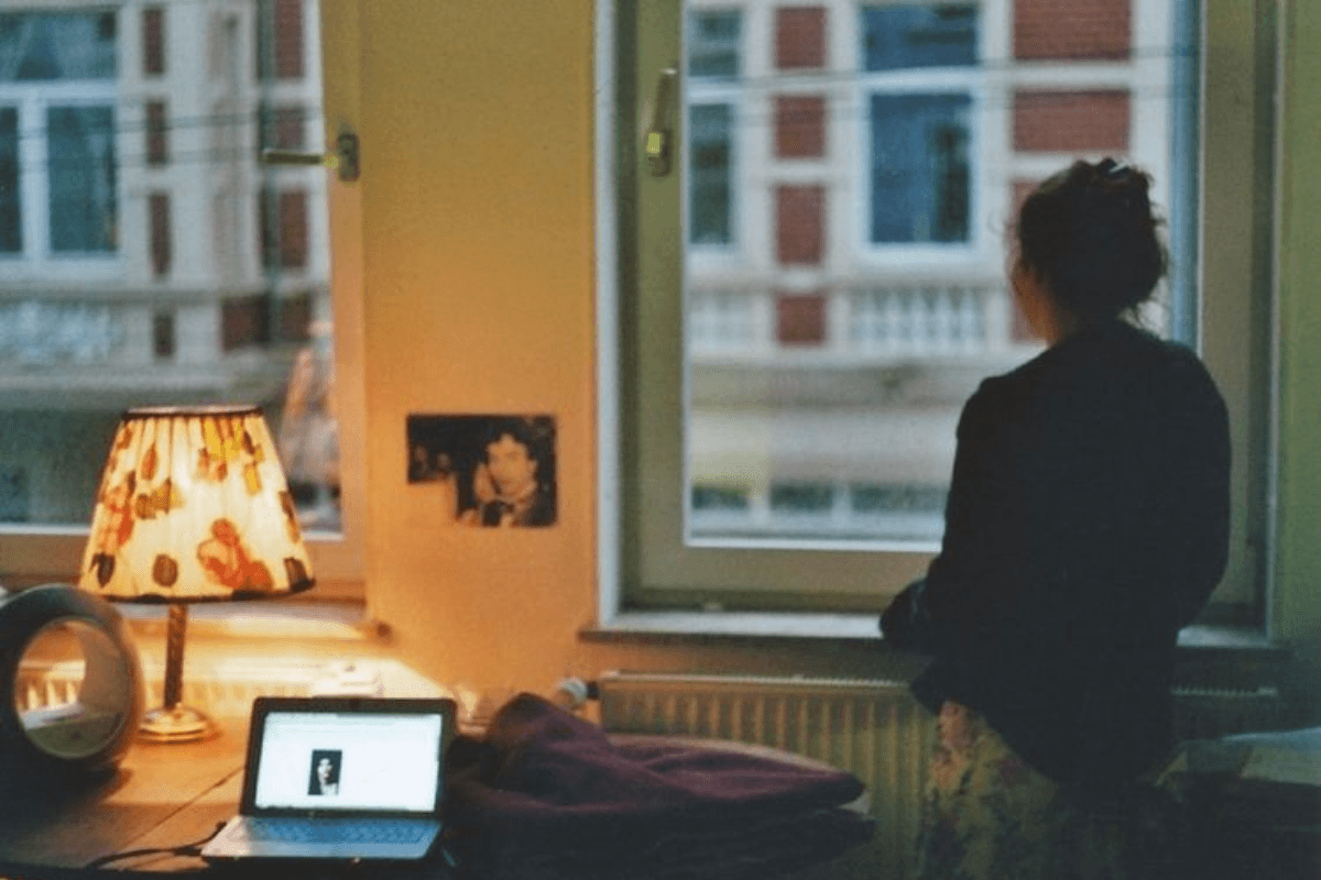 (H3) Thức khuya - một thói quen độc hại đang bào mòn tâm trí.png